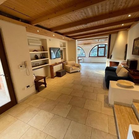 Villa Chez Elioオストゥーニ エクステリア 写真