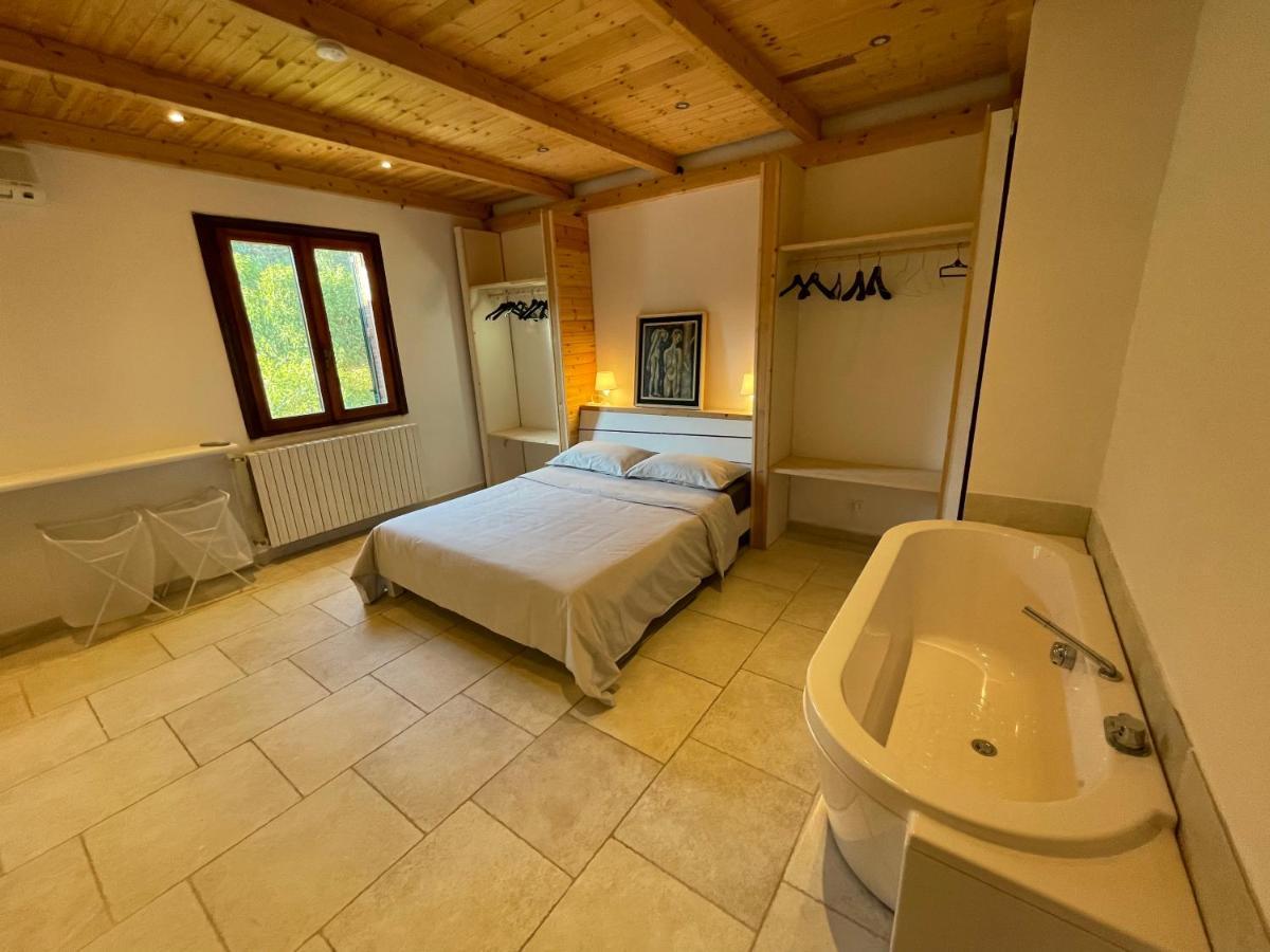Villa Chez Elioオストゥーニ エクステリア 写真