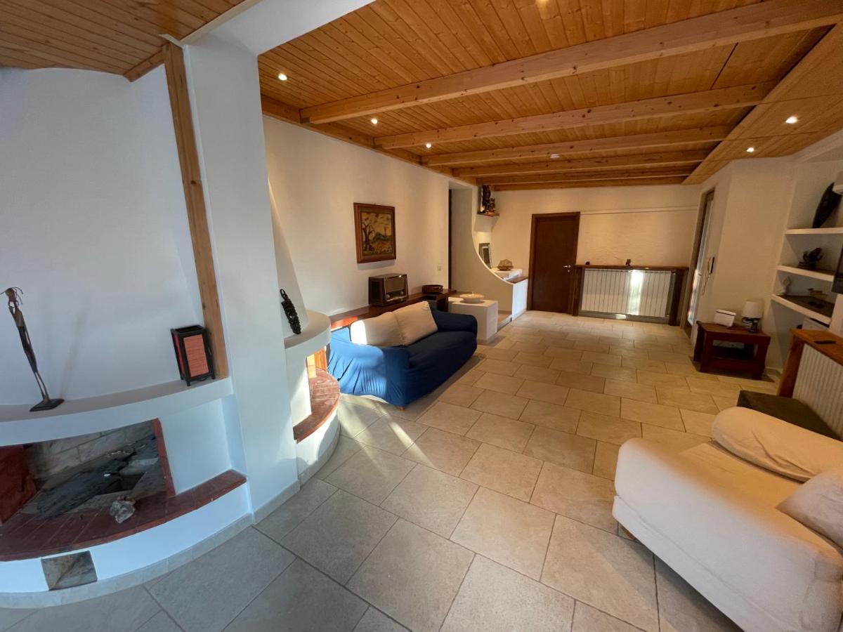 Villa Chez Elioオストゥーニ エクステリア 写真